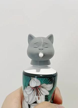 Насадка на тюбик от пасты