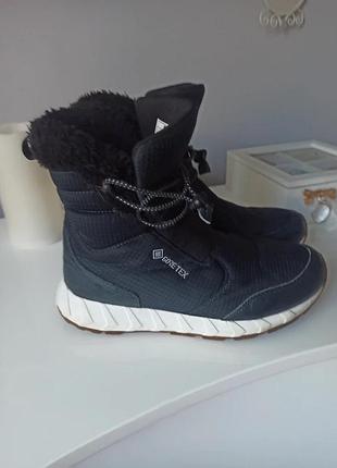 Чоботи жіночі gore-tex зимові чорні