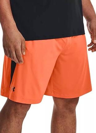 Чоловічі помаранчеві спортивні шорти від under armour  розмір l оригінал