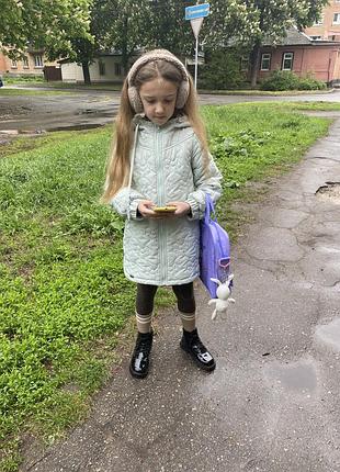 Пальто для дівчинки suzie стьобане з капюшоном м'ятного кольору