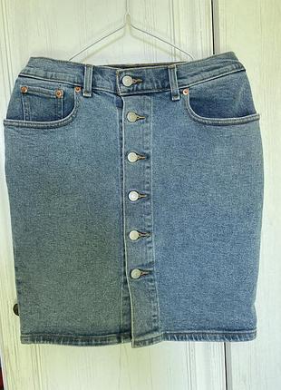 Жіноча джинсова спідниця levi’s розмір w29