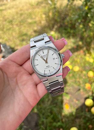 Мужские часы tissot prx powermatic 80 40 мм – автоматический механический, белый циферблат, сапфировое стекло, стальной браслет