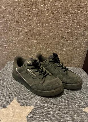 Кросівки adidas  дитячі 2