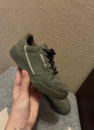 Кросівки adidas  дитячі 3