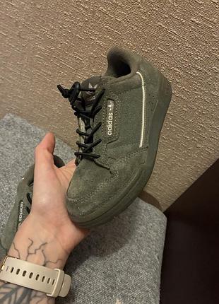 Кросівки adidas  дитячі 7