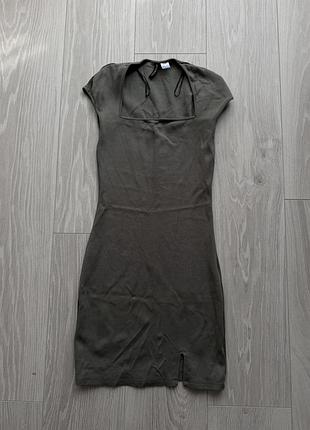 Коротка жіноча сукня h&m оливкового кольору, розмір s