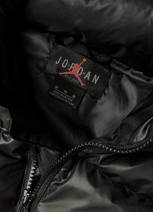 Пуховик jordan 6