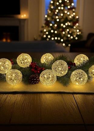 Світлодіодна гірлянда на батарейках oecolux christmas срібні кульки, тепле біле світло, плетіння