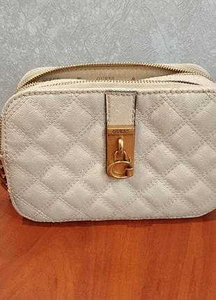 Жіноча сумка guess бежева стьобана