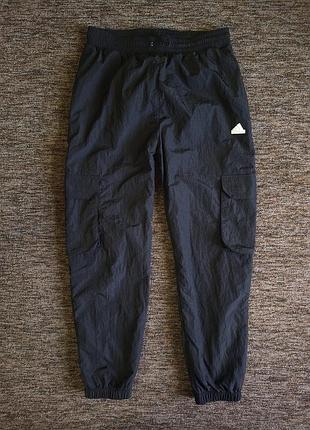 Спортивные штаны adidas city escape cargo. унисекс в виде женских xl, как мужские l