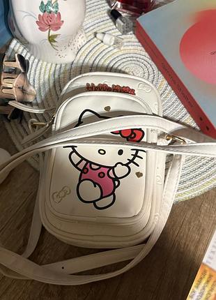 Сумочка hello kitty, влазить телефон 4
