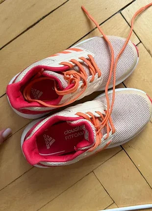 Детские применяемые кроссовки adidas размер 28-29 оригинал