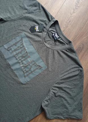 Брендова футболка everlast. 4