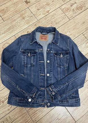 Джинсова куртка levis, м