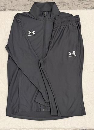 Костюм женский under armour