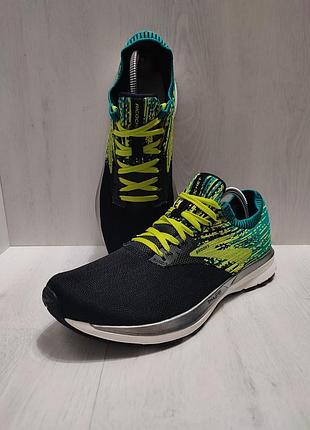 Кроссовки brooks ricochet 44- стелька 28см