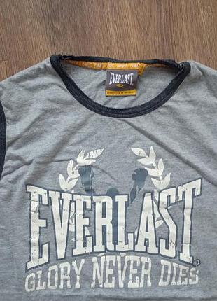 Брендова майка everlast. 4