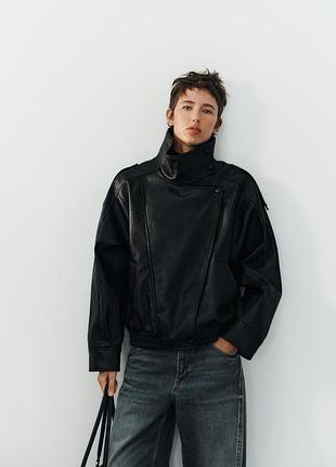 Куртка жіноча zara шкіряна чорна