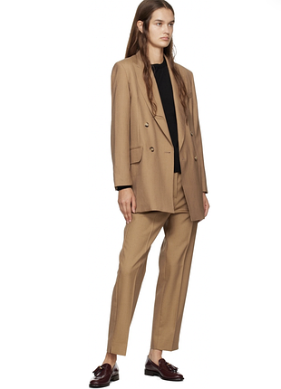 Стильные брюки zara с защипами в цвете кемэл