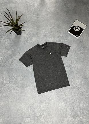 Плавальна футболка nike swim функціональна тішка джерсі поло