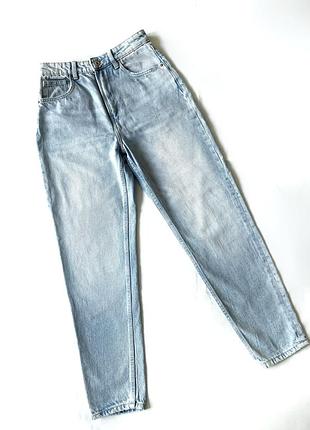Джинсы женские светло-голубые bershkа р.36 (s) mom мом fit