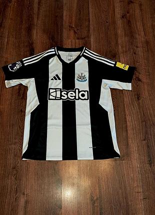 Мужская уникальная футболка jersey newcastle isak оригинал плечи 48 см подмышки 56 см длина по спине 73 см