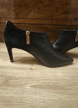 Туфлі жіночі ted baker чорні шкіряні 2
