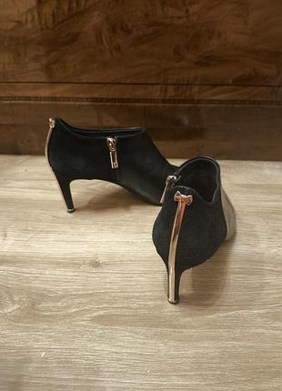 Туфлі жіночі ted baker чорні шкіряні 7