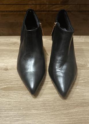 Туфлі жіночі ted baker чорні шкіряні 9