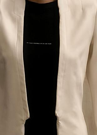 Пиджак белый приталенный h&amp;m 4