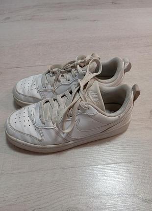 Кросівки  nike білі 2
