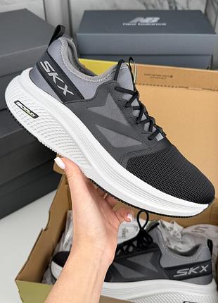 Легкие комфортные кроссовки мужские skechers go run elevante