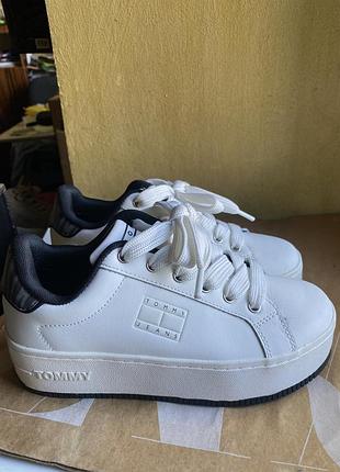 Кроссовки tommy hilfiger 37 размер кожа