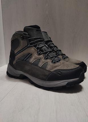 Ботинки hi-tec 45- стелька 29,5 см 4