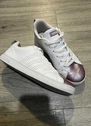 Кросівки жіночі adidas neo advantage білі з рожевим