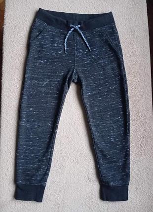 Дитячі спортивні штани з начісом h&m 122-128 см теплі котонові джогери на хлопчика чорні сірі меланж демісезонні осінні зимові демі начос начосом