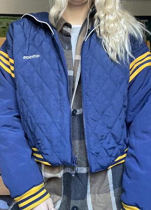 Куртка жіноча adidas бомбер 3