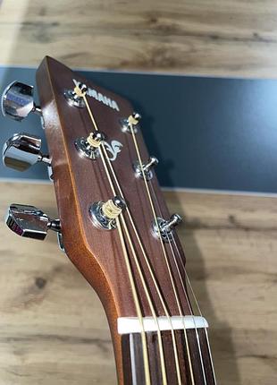 Гітара акустична yamaha 8