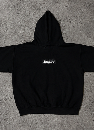Чорне худі з принтом empire
