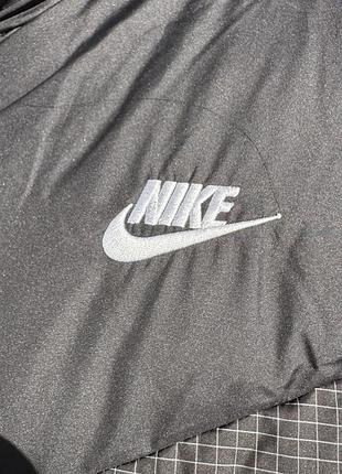 Жилетка пухова nike 8