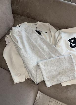 Штани pull&bear balloon interlock tracksuit trousers сірі, штани пул бір, світло сірі штани, широкі штани, спортивні штани чоловічі