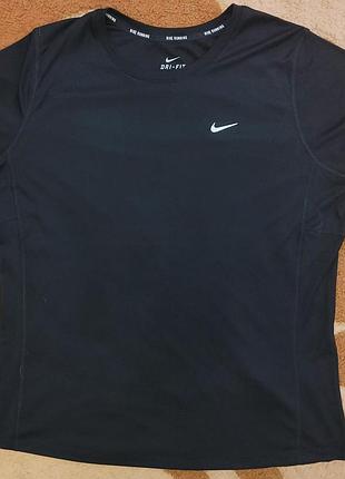 Футболка чоловіча nike dri-fit чорна