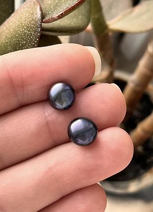 Сережки с черным жемчугом пусеты серьги