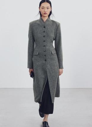 Шерстяное пальто с пуговицами zw collection