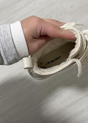 Кеди молочні primark 3
