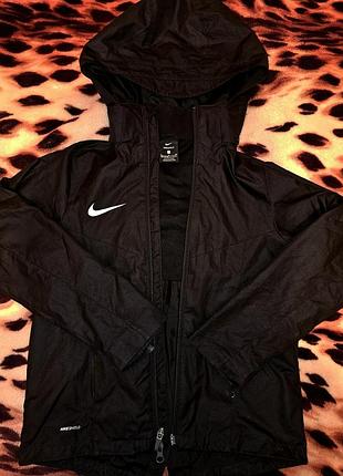 Куртка  nike для хлопчика оригінал