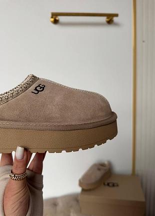 Ugg tazz 🤎🖤 9