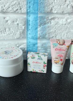 Набор косметики бренда cath kidston