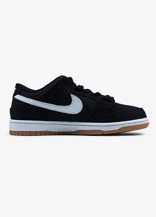 Nike sb dunk black gum