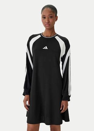 Коротка повсякденна сукня жіноча adidas house of tiro kb4074 чорний regular